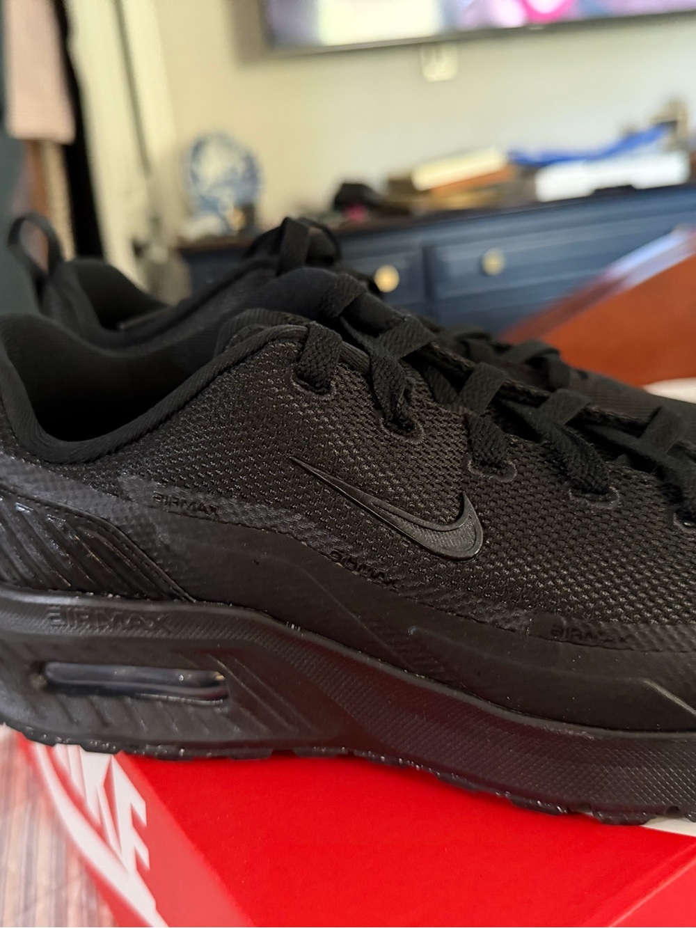 👟 BRAND NEW Nike Air Max Youth Sneakers (Size 5Y) — $70Condition: Brand New